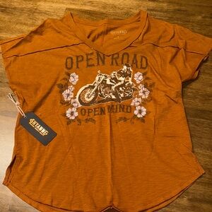 Shyanne Rust Graphic Tee with Motorcycle Design Women’s Small